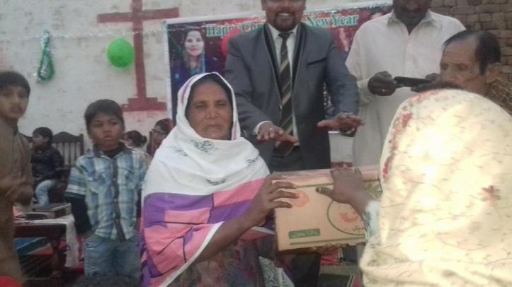 48391309_560999087696430_1024850158275264512_n