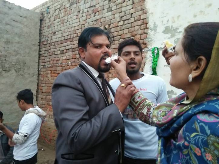 48393806_325075998092491_6340647033535201280_n