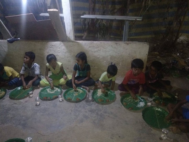 59664296_317653522253088_105157673044